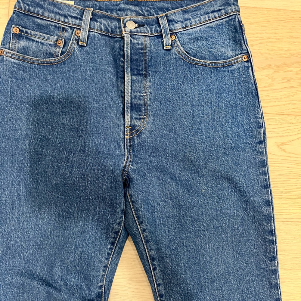 Levi’s 501 size 28